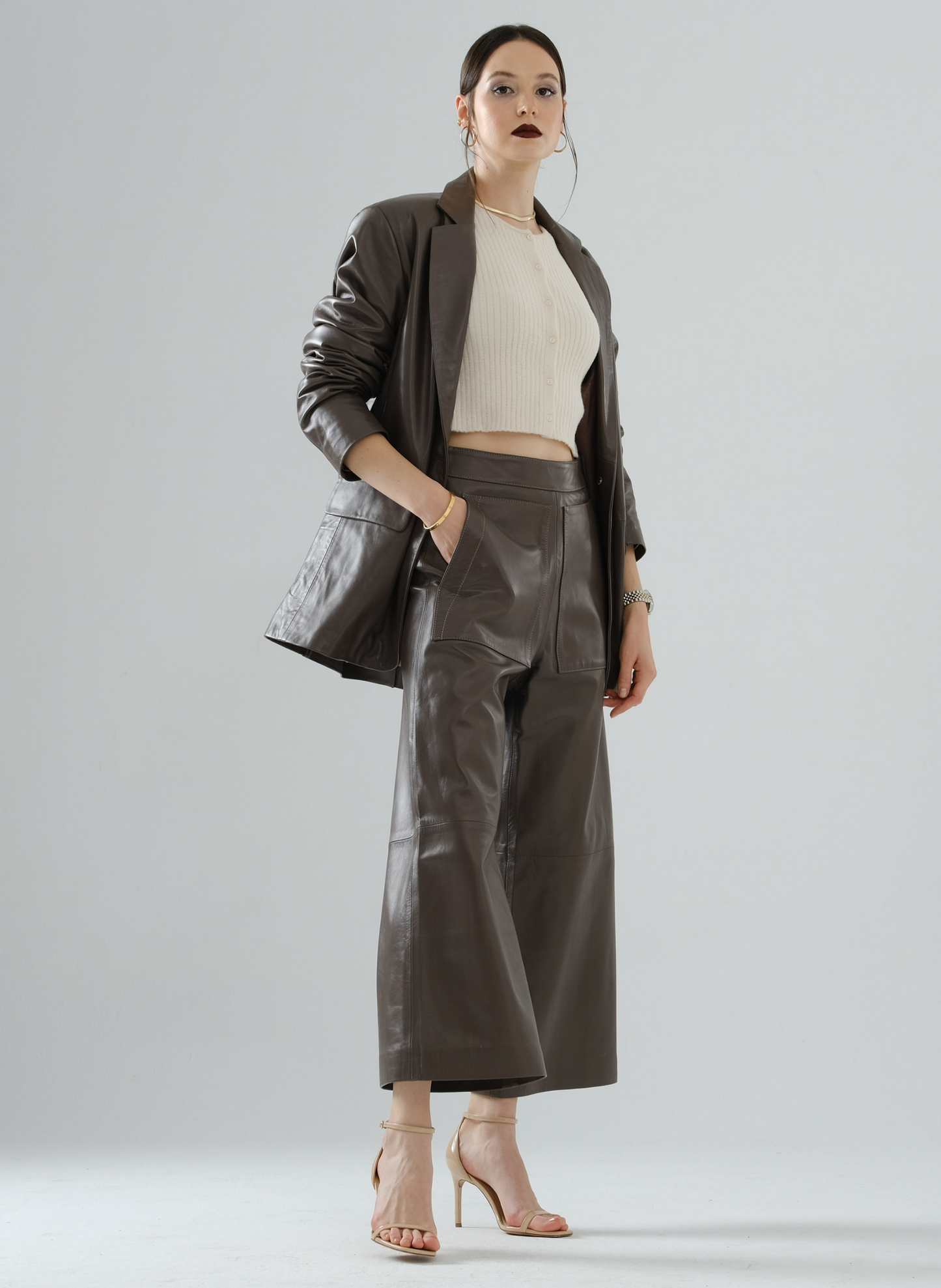Loose-Fit Large Pocket Short Leather Pants – Mocha