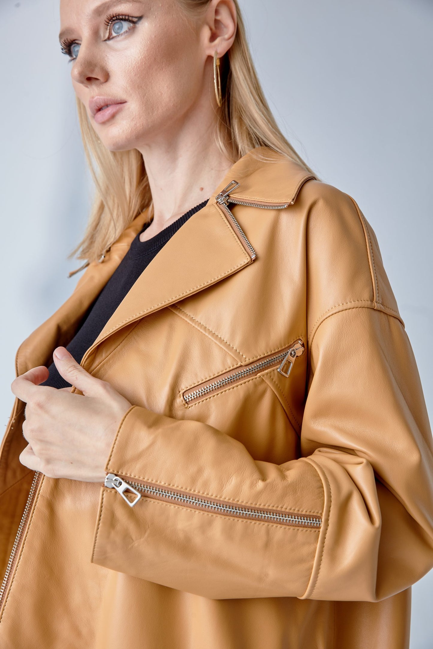 Loose-Fit Oversized Biker – Camel