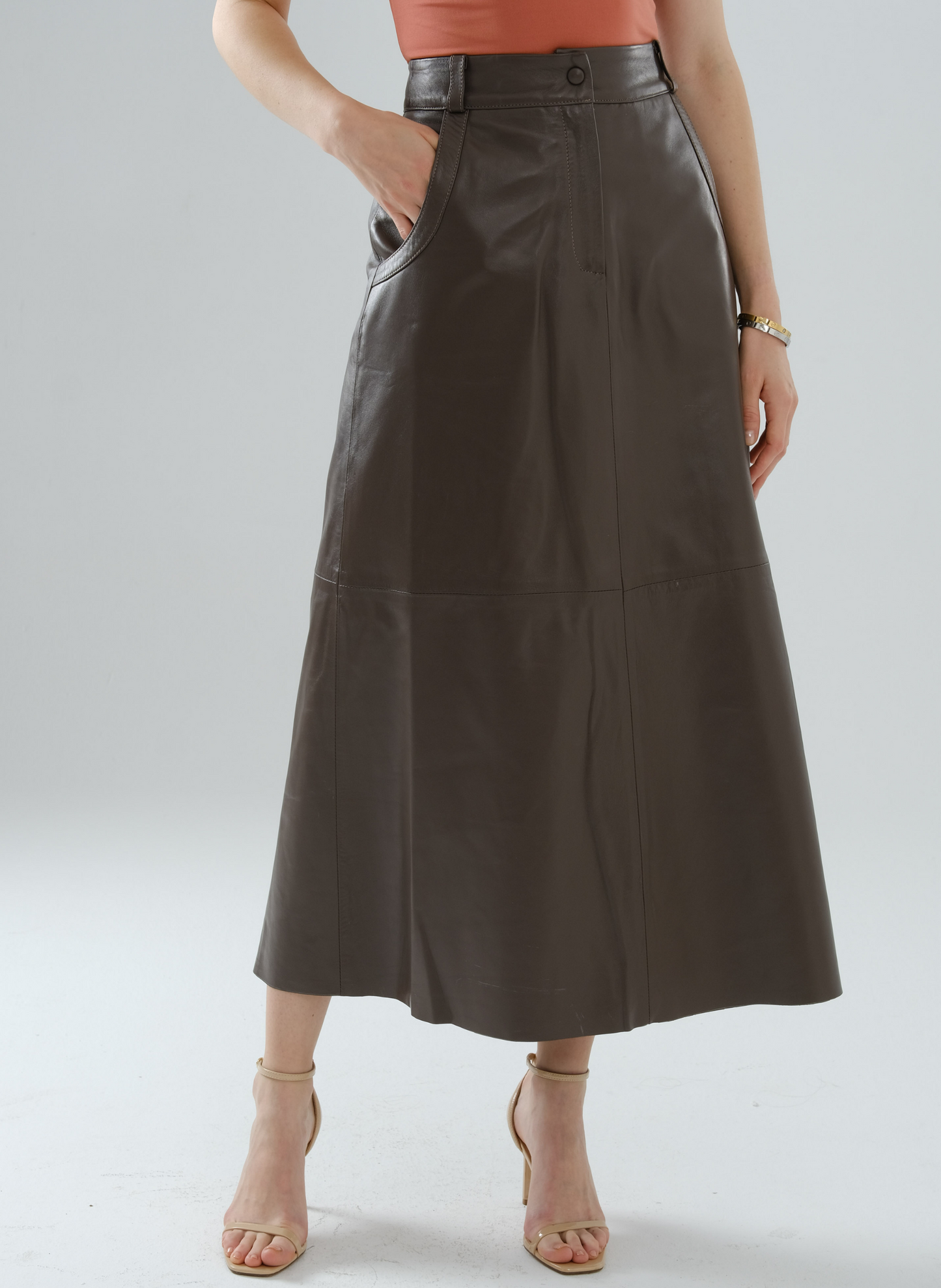 Side-Snap Long Leather Skirt – Mocha