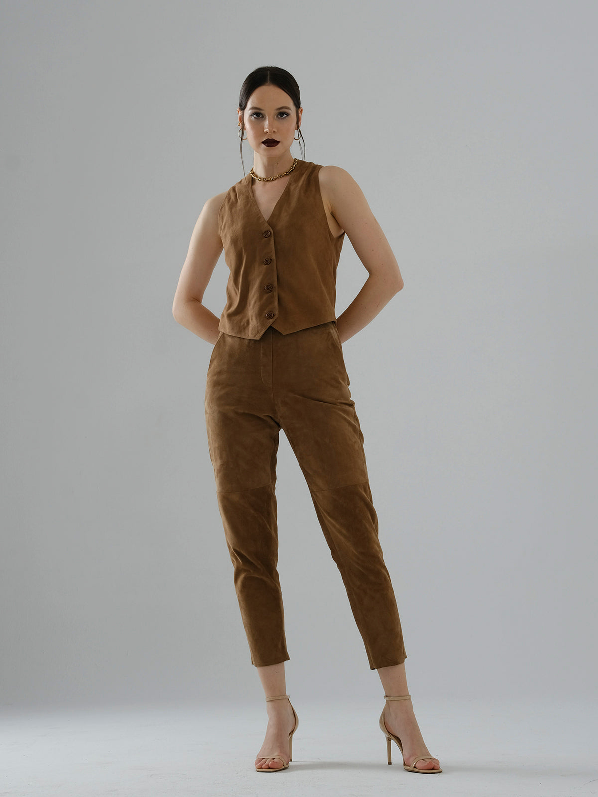 Straight-Leg Suede Pants – Brown