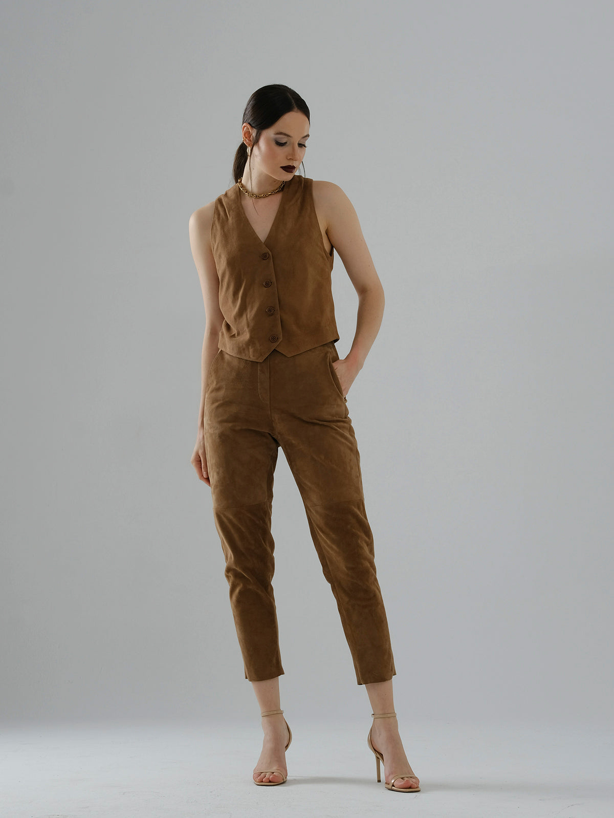Straight-Leg Suede Pants – Brown