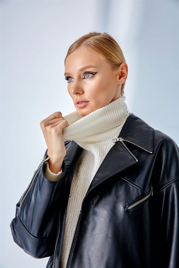 Loose-Fit Oversized Biker – Black
