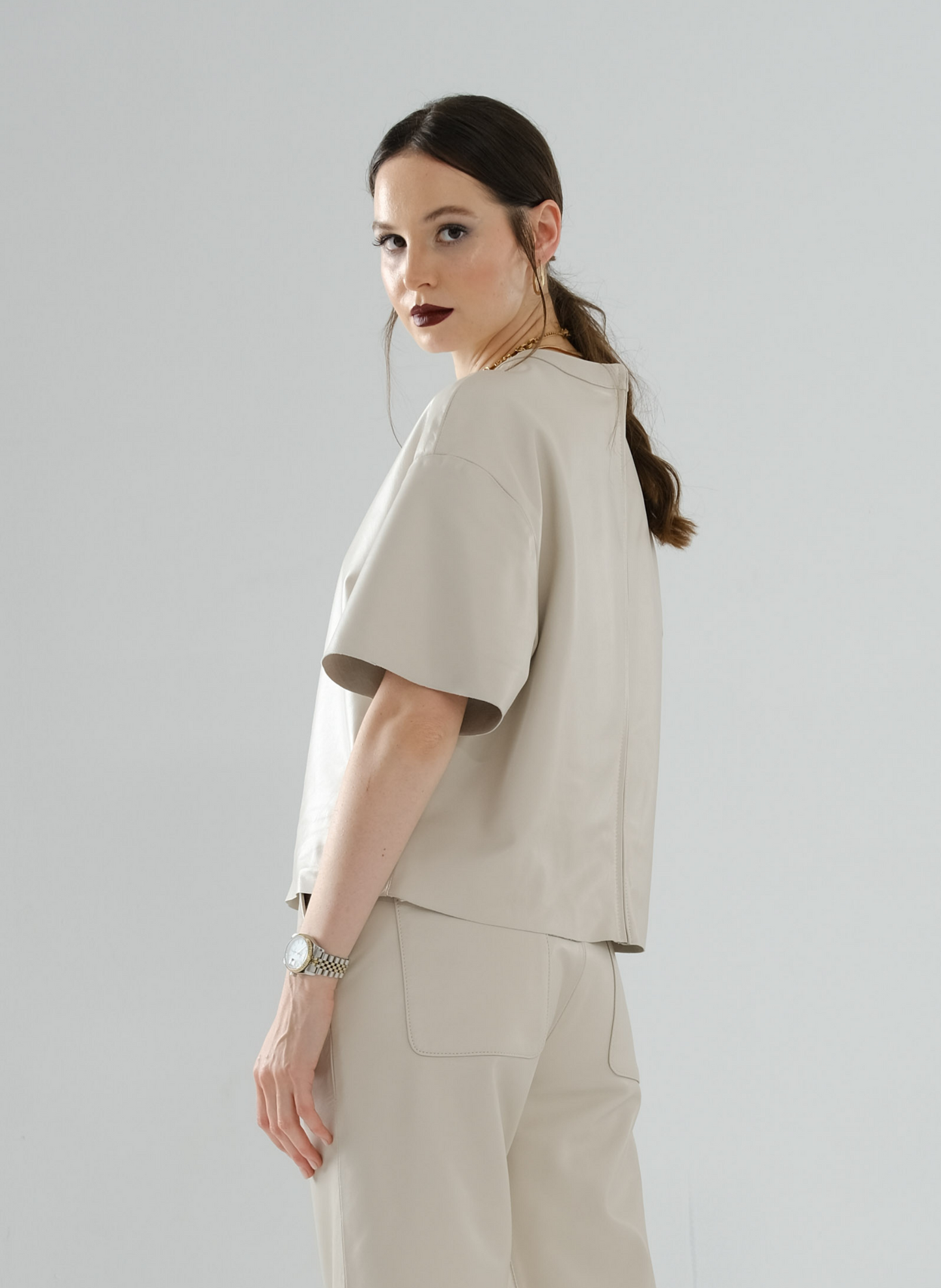 Loose Long Leather T-Shirt – Cream