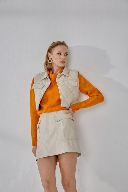 Quilted Short Leather Vest – Cream